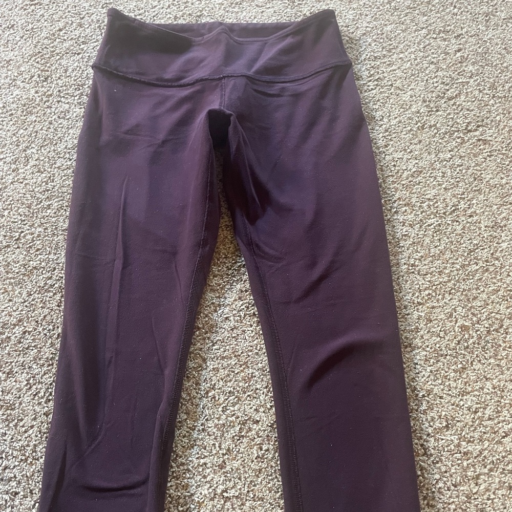 Lulu Lemmon size 6 reversible cotton leggings - maroon